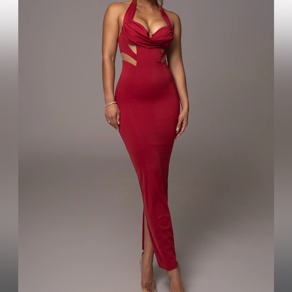 Selling a beautiful red dress worn one time for my bday. Ordered from JLUXLABEL